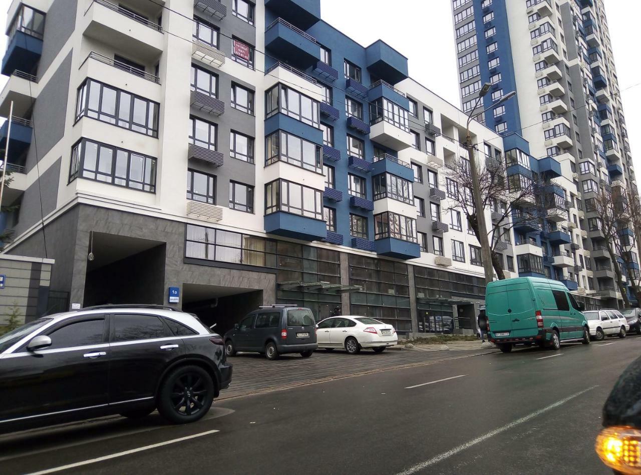 Perfect Apartments M Polytech, Ohmatdet, Parking Kiev Buitenkant foto